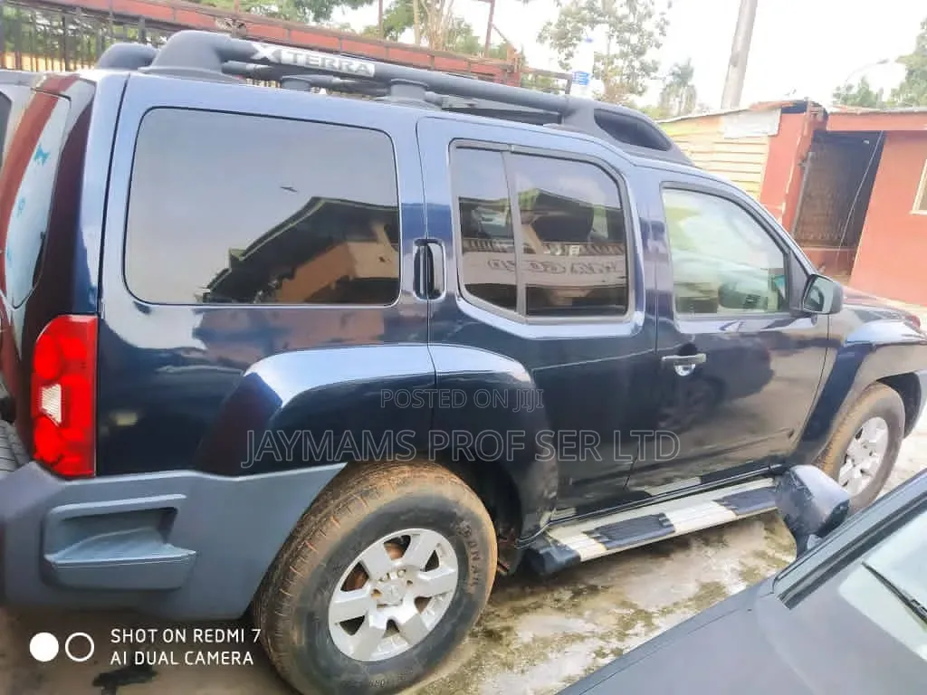 Nissan Pathfinder LE 4x2 2006 Blue