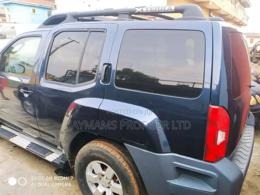 Nissan Pathfinder LE 4x2 2006 Blue