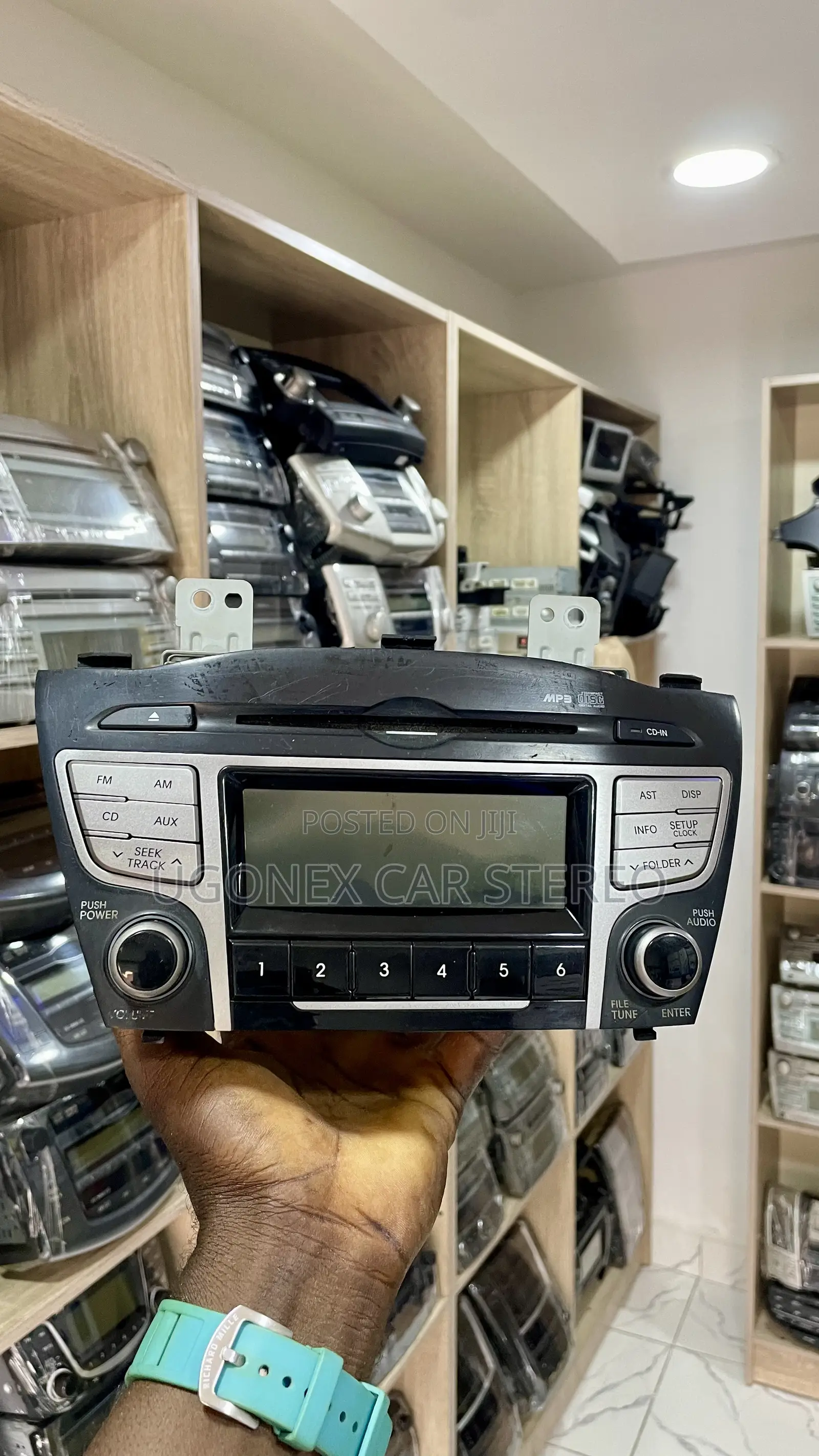 Hyundai Ix35 Factory Radio Set