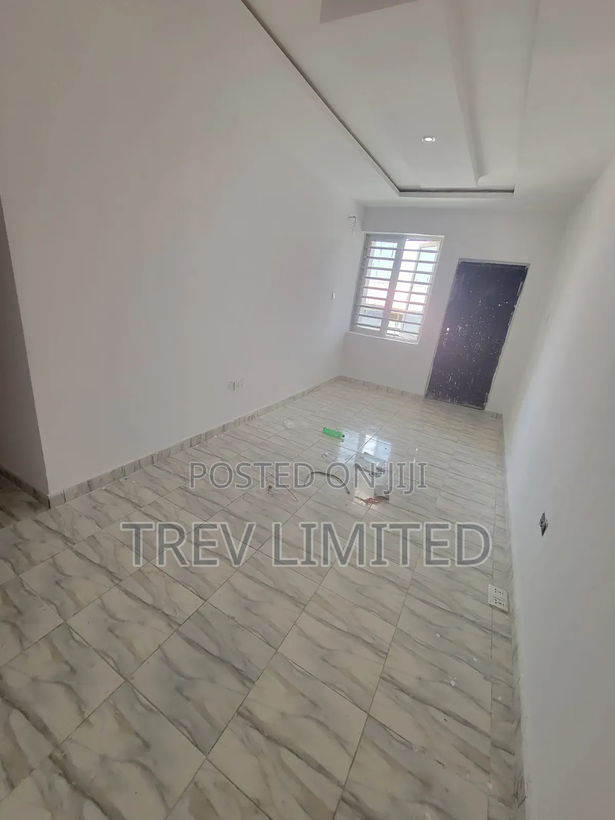 3bdrm Duplex in Rockstone Estate for rent