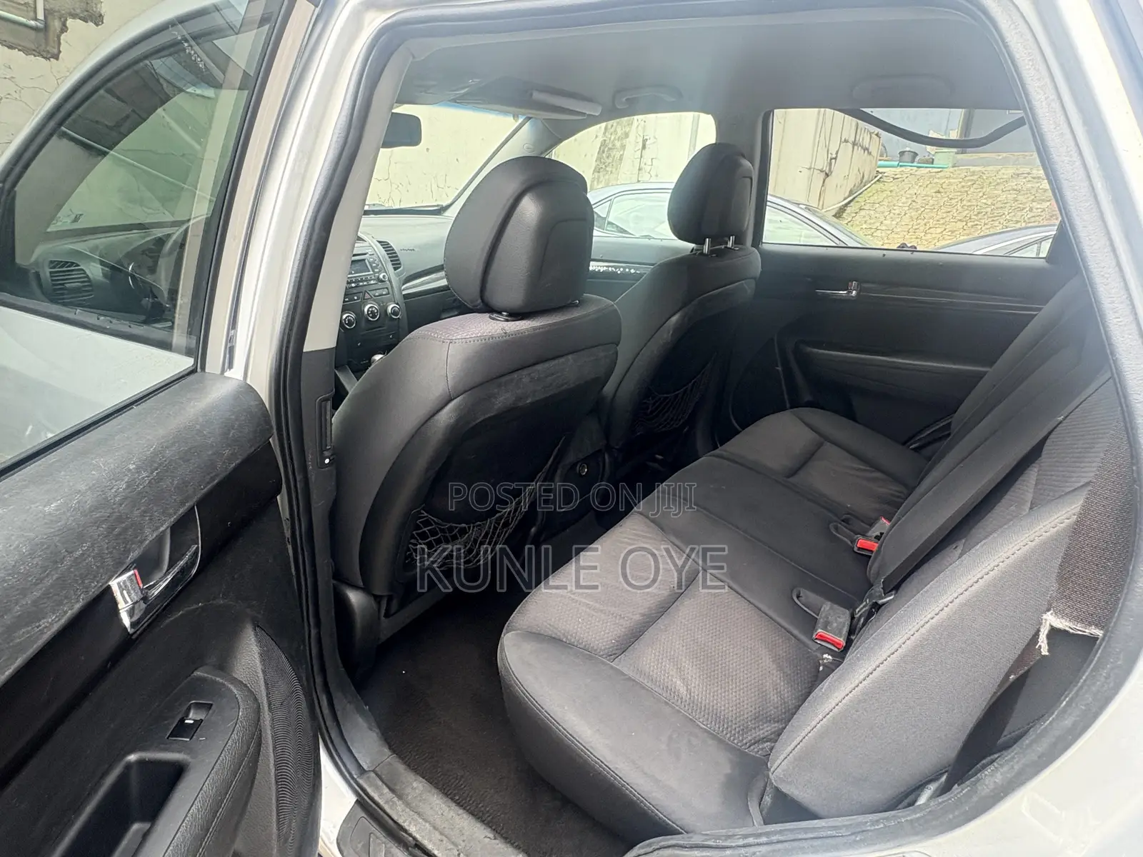 Kia Sorento LX 2012 Silver