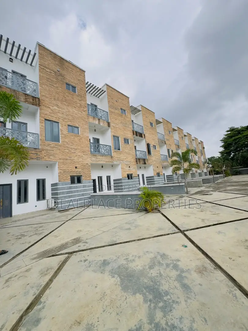 4bdrm Duplex in Ikeja GRA for sale