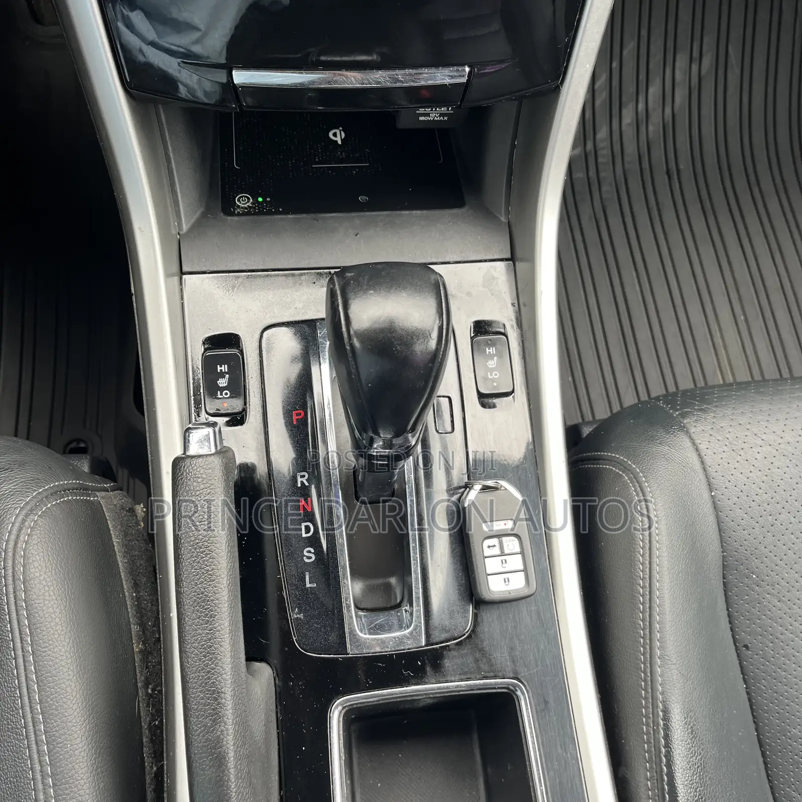 Honda Accord Touring 4dr Sedan FWD (3.5L 6cyl 6A) 2016 Gray