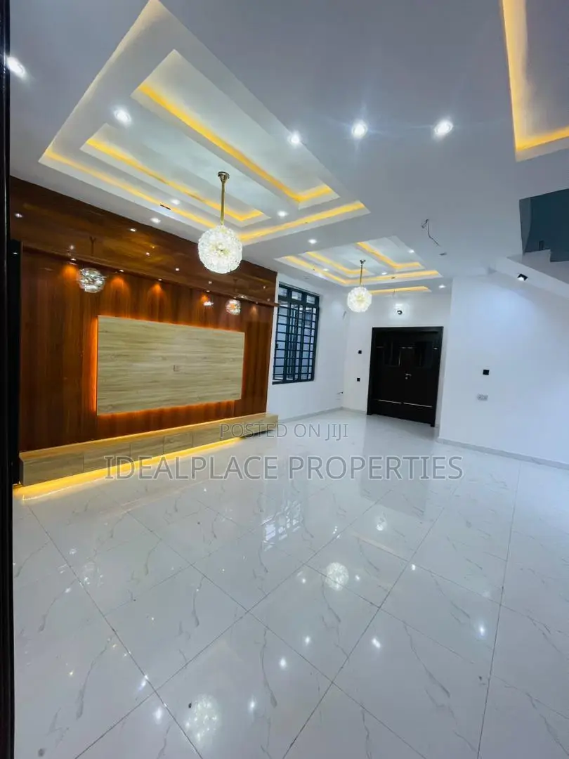 4bdrm Duplex in Ifako-Ogba for sale