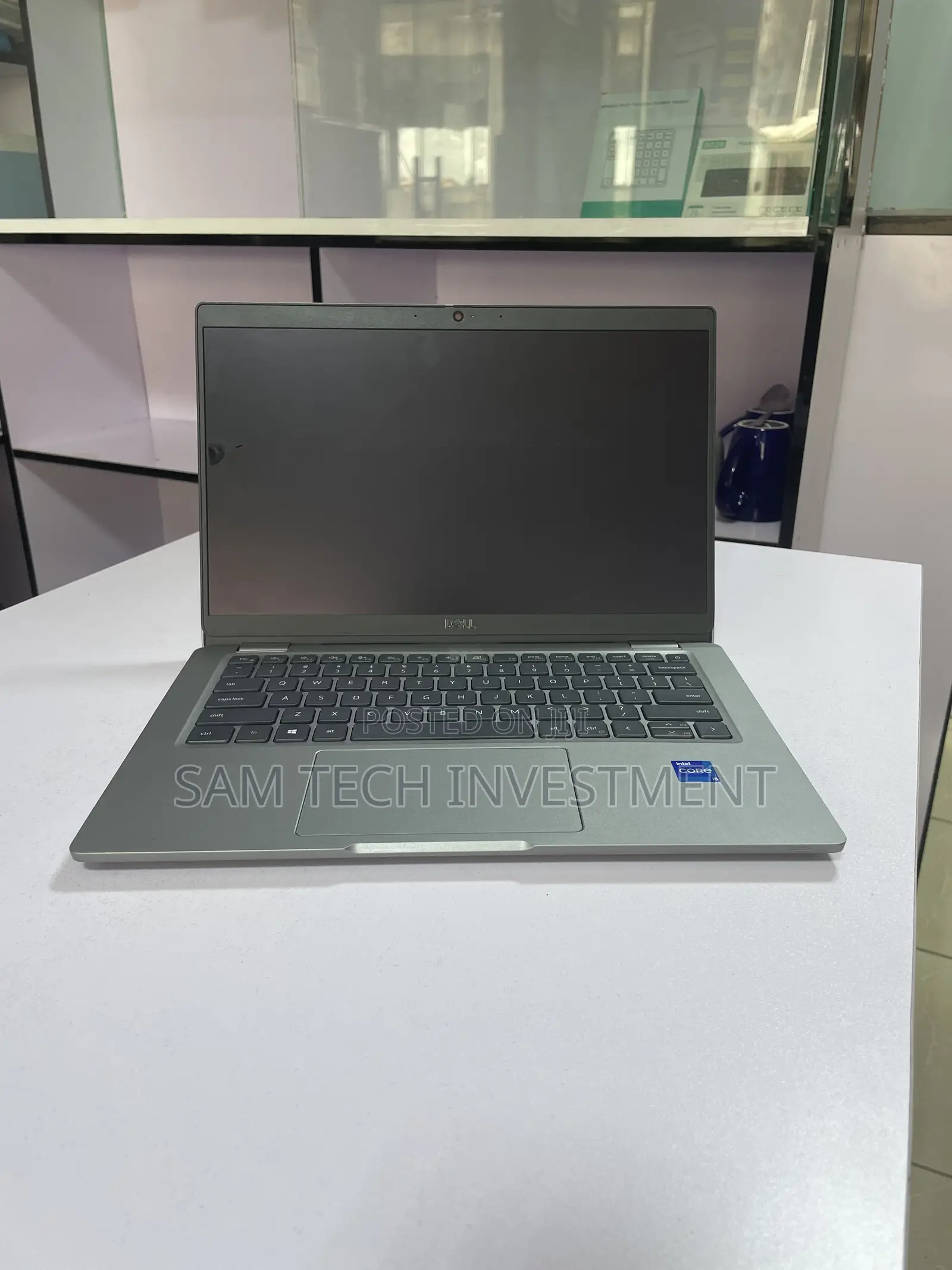 Laptop Dell Latitude 5320 8GB Intel Core i5 SSD 256GB