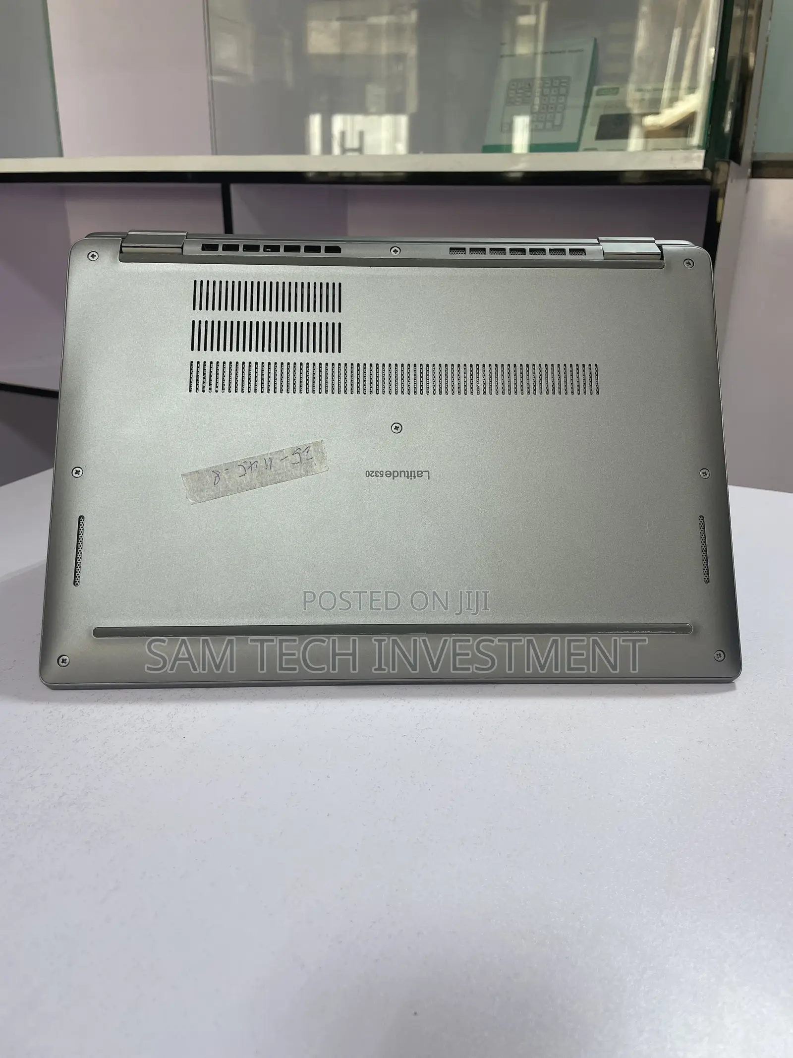 Laptop Dell Latitude 5320 8GB Intel Core i5 SSD 256GB