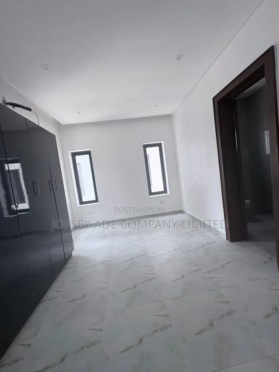 Furnished 4bdrm Duplex in Lekki Phase 1 for sale