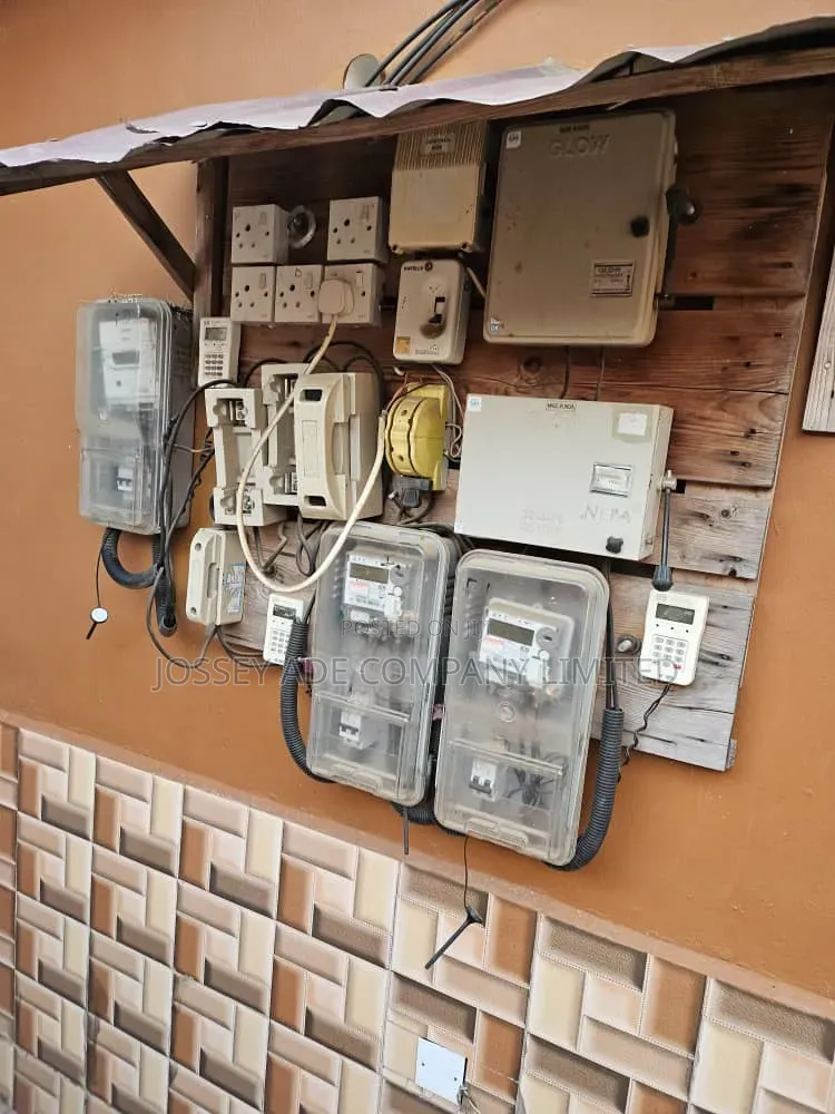 Furnished 2bdrm Bungalow in Obafemi-Owode for sale