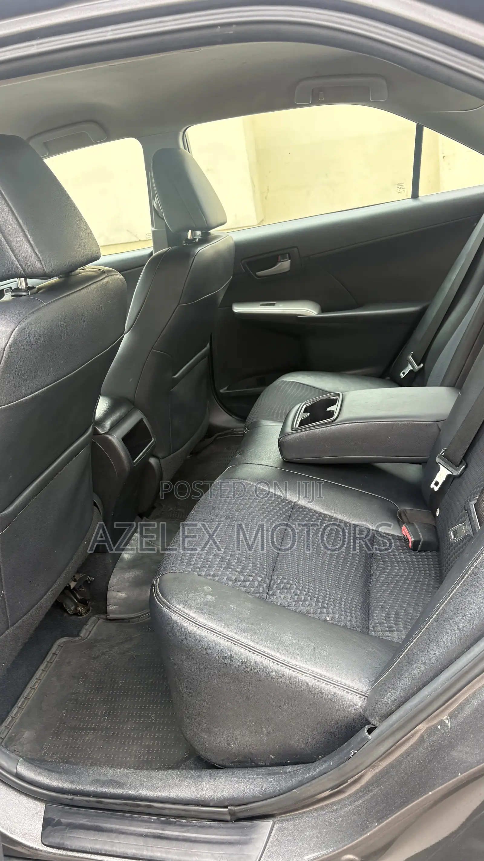 Toyota Camry SE Limited Edition 4dr Sedan (2.5L 4cyl 6A) 2012 Gray