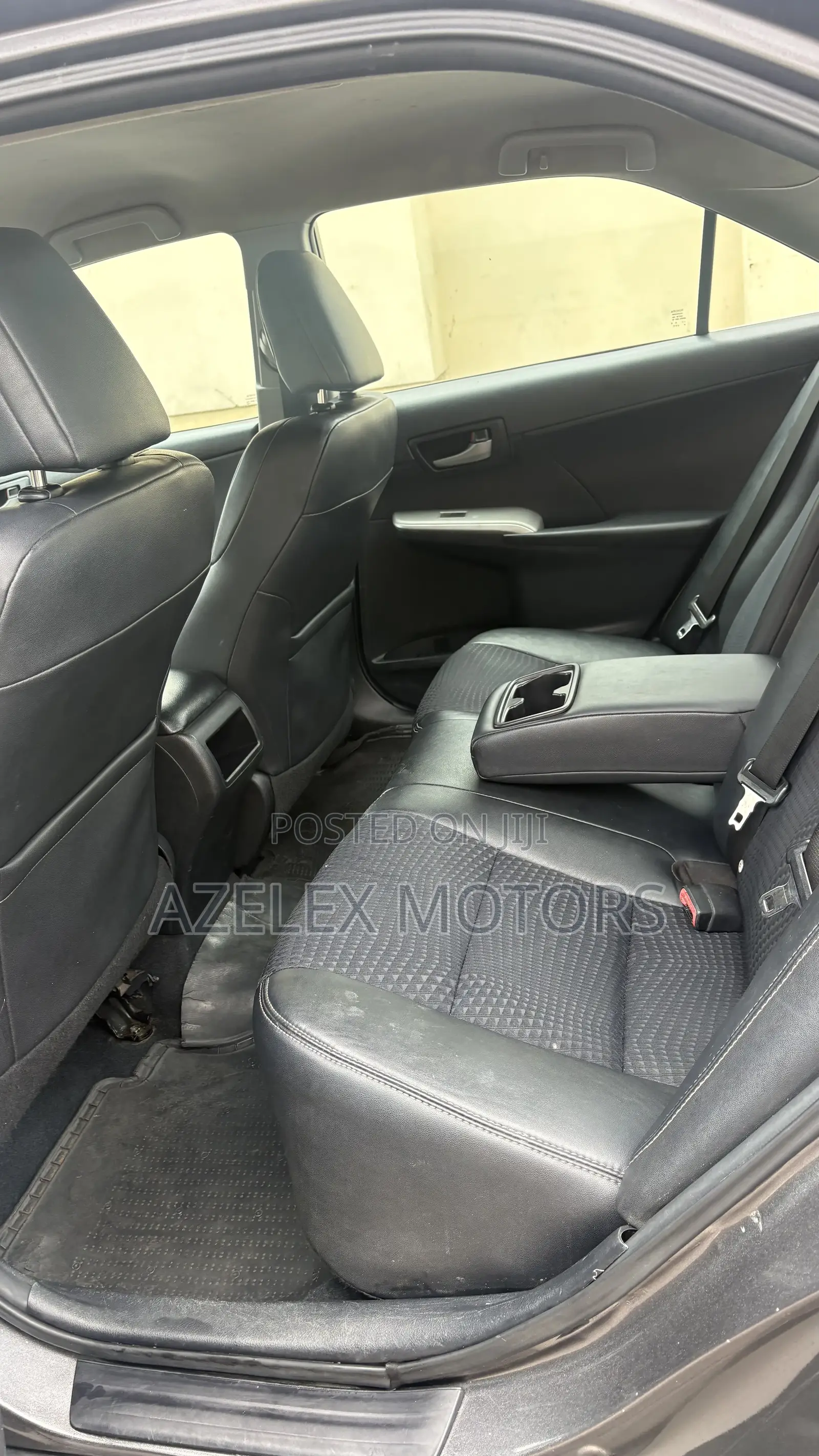 Toyota Camry SE Limited Edition 4dr Sedan (2.5L 4cyl 6A) 2012 Gray