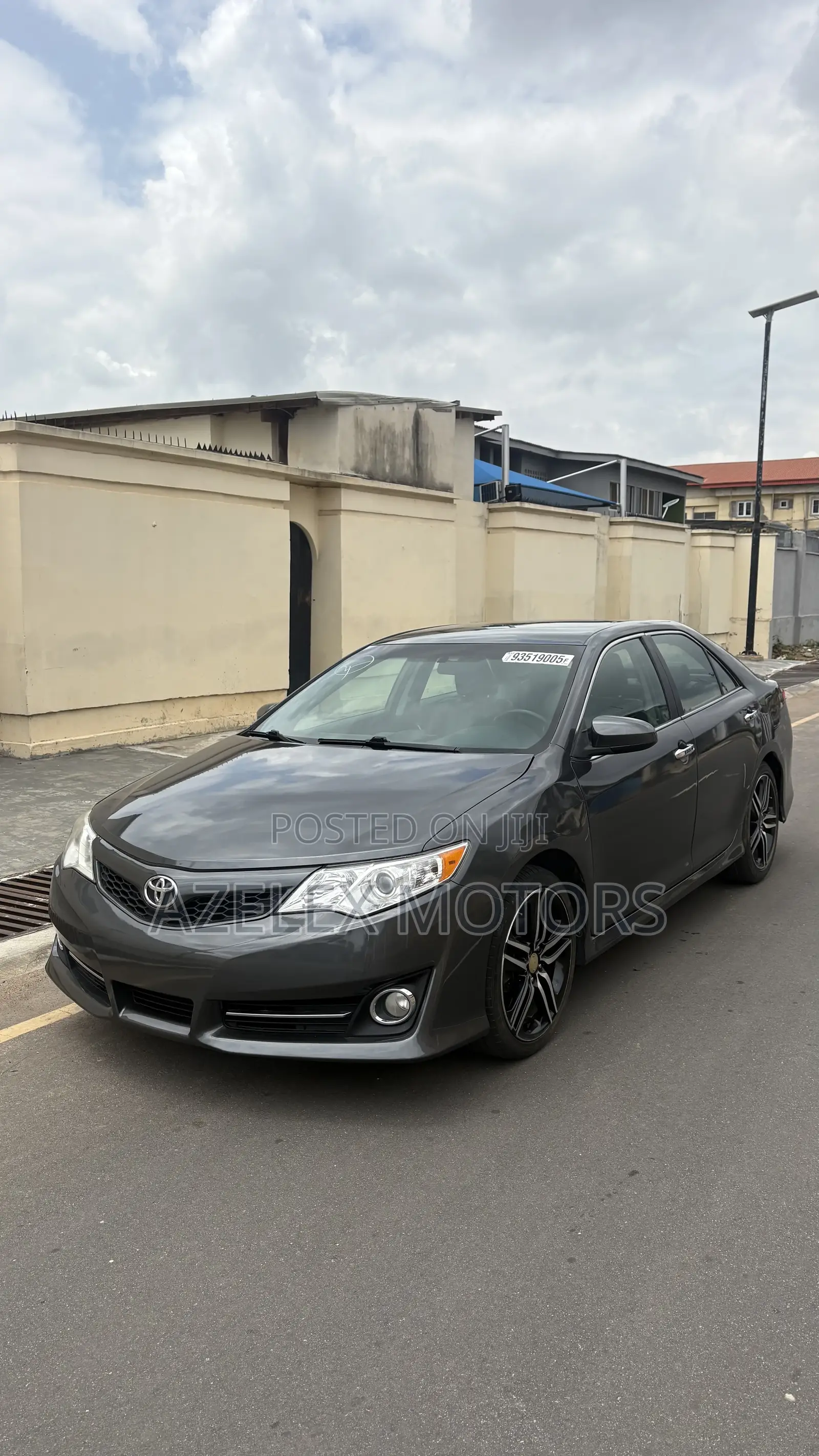 Toyota Camry SE Limited Edition 4dr Sedan (2.5L 4cyl 6A) 2012 Gray