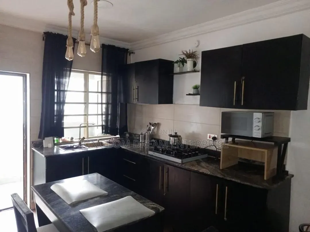 Furnished 3bdrm Apartment in Tpdc Estate Lekki for rent