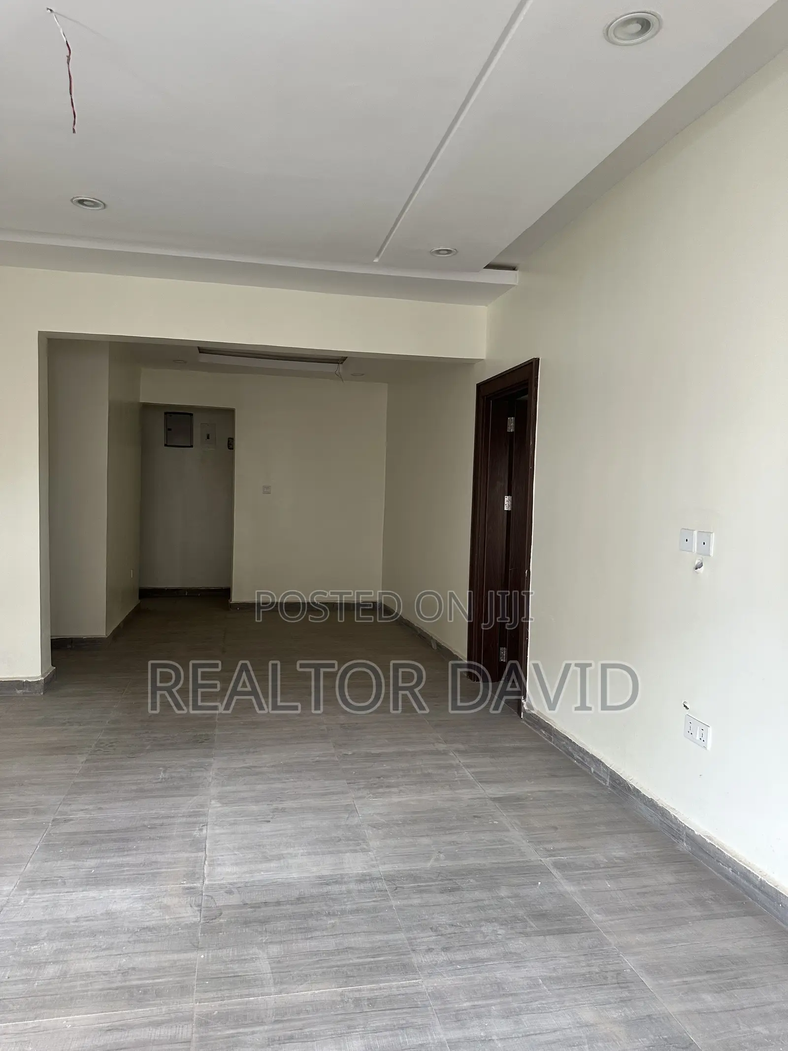 3bdrm Block of Flats in Roomeo Apartments, Kaura for sale