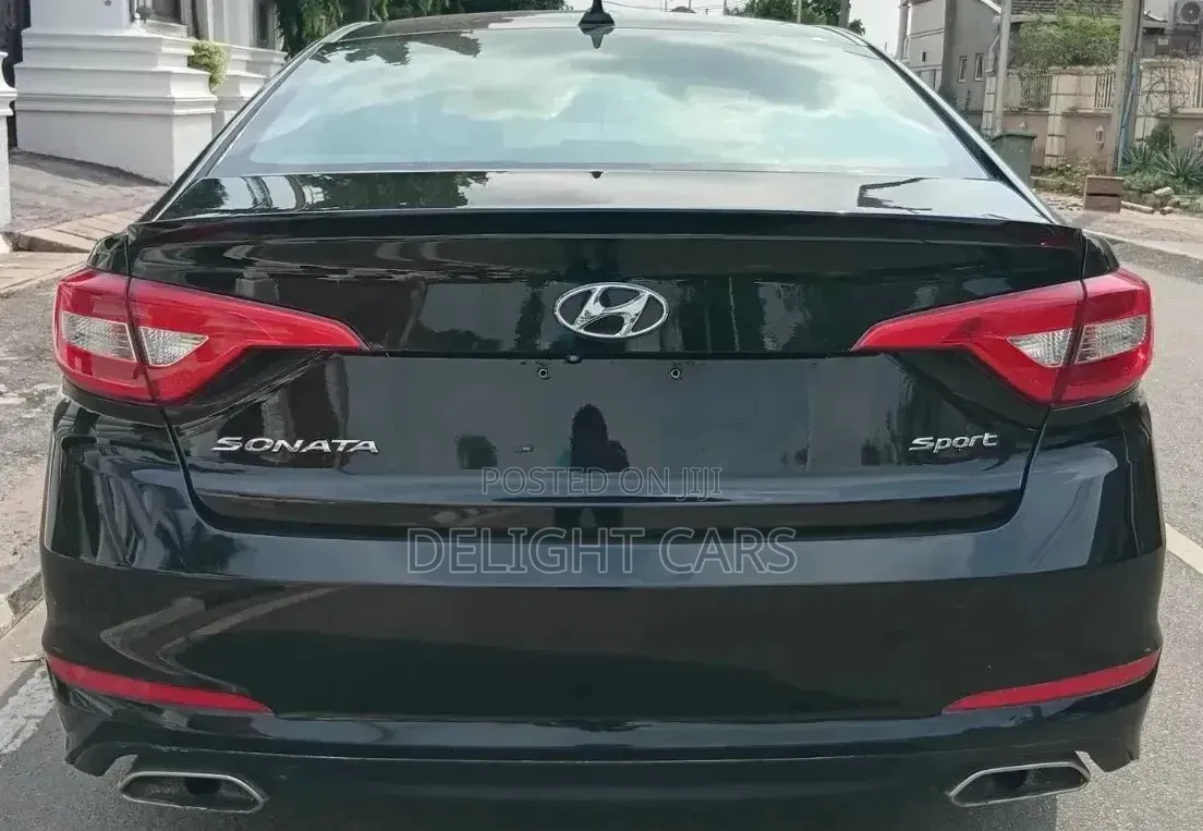 Hyundai Sonata Sport 4dr Sedan (2.4L 4cyl 6A) 2015 Black