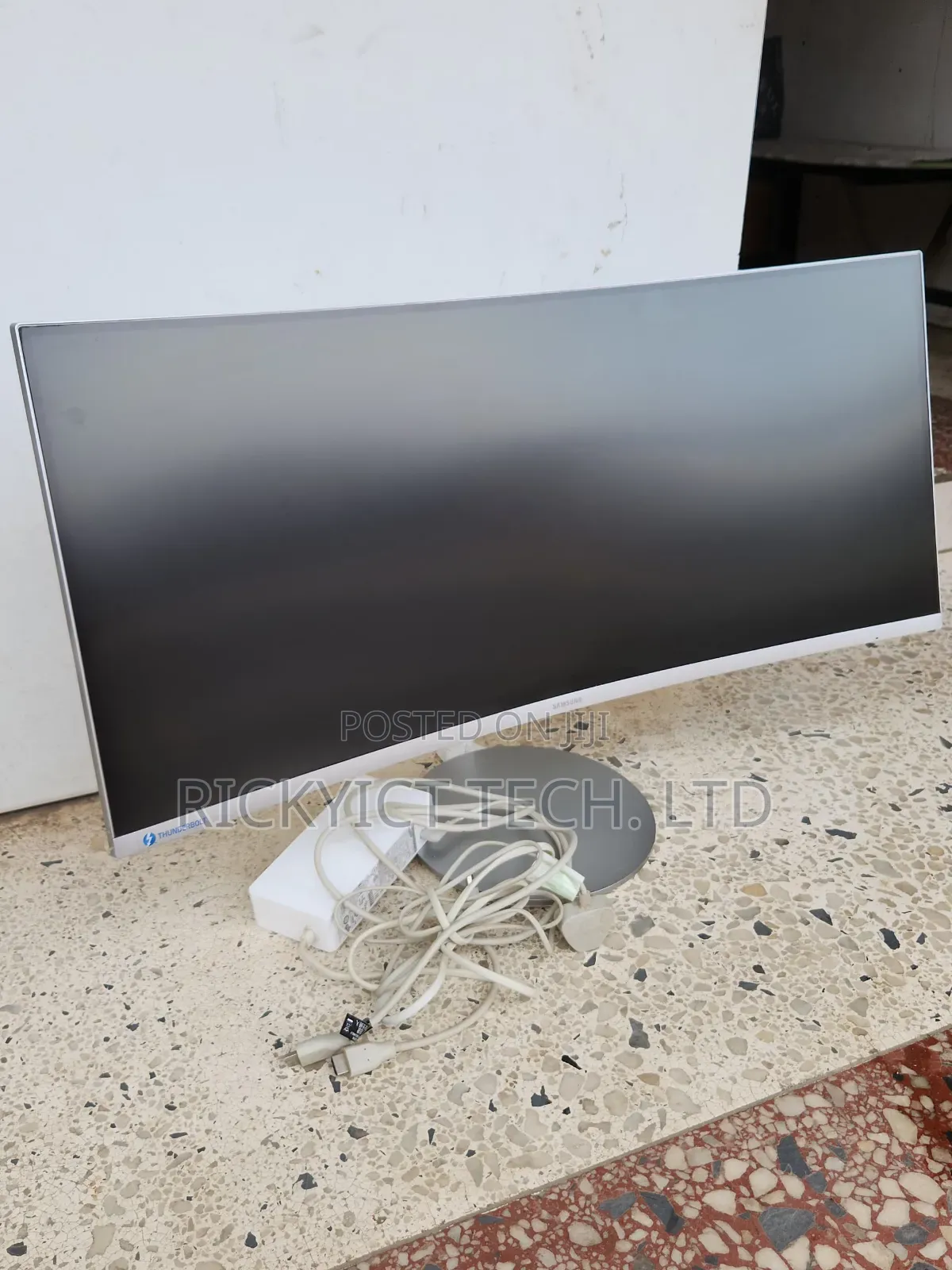 Samsung 34inch Curve Monitor