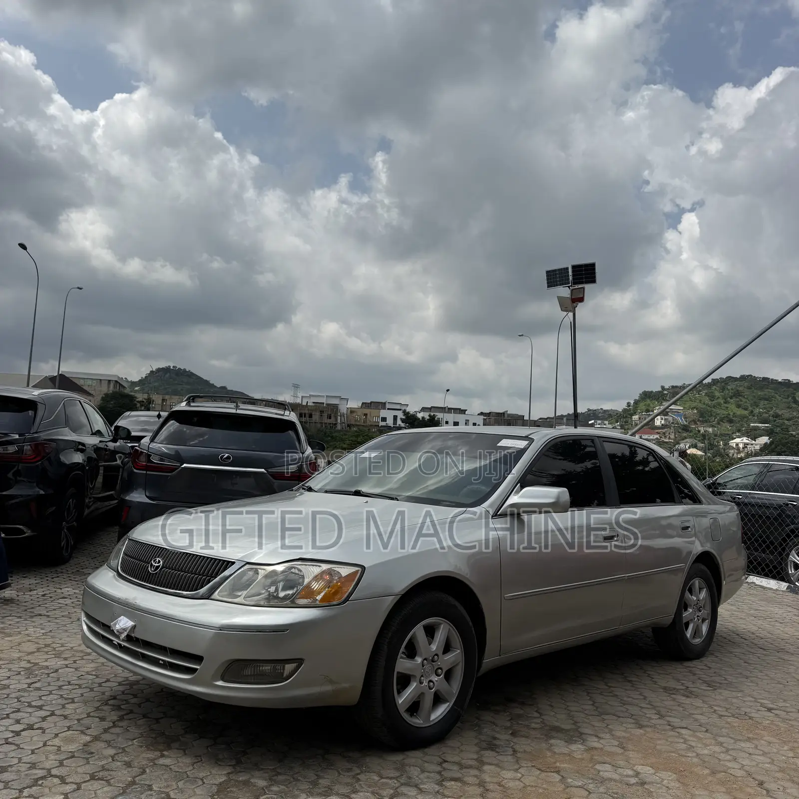 Toyota Avalon 2001 Silver