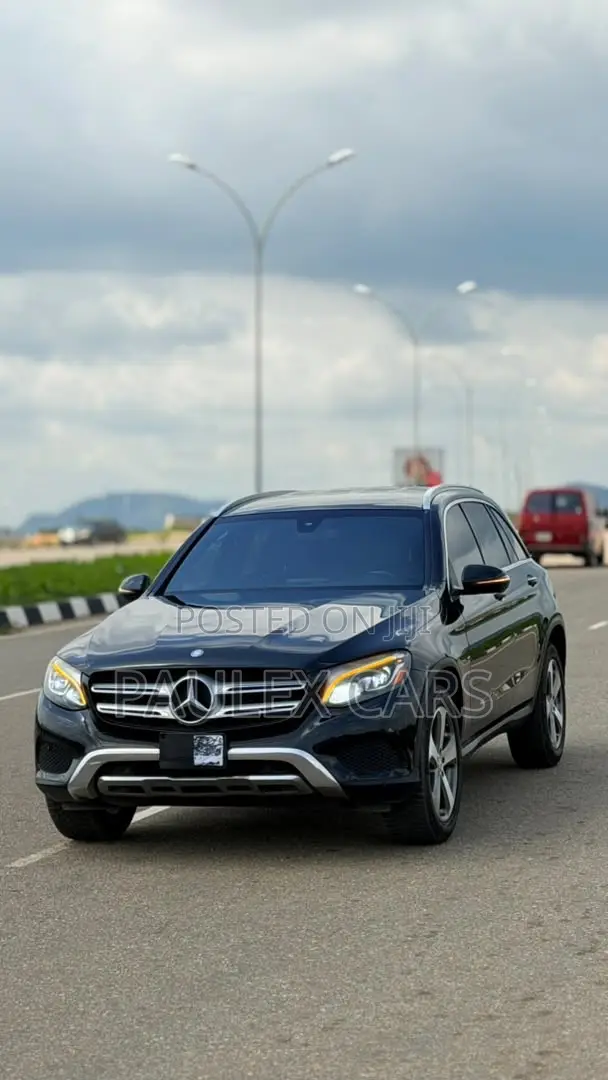 Mercedes-Benz GLC-Class 2017 Black