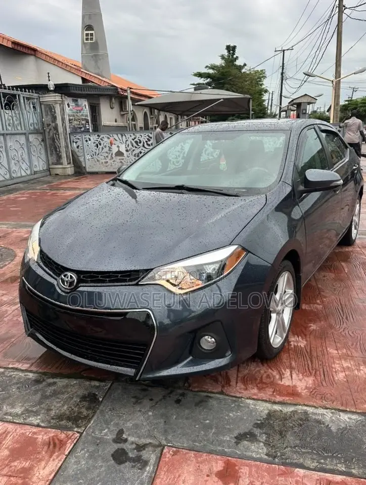 Toyota Corolla S 4dr Sedan (1.8L 4cyl CVT) 2016 Gray