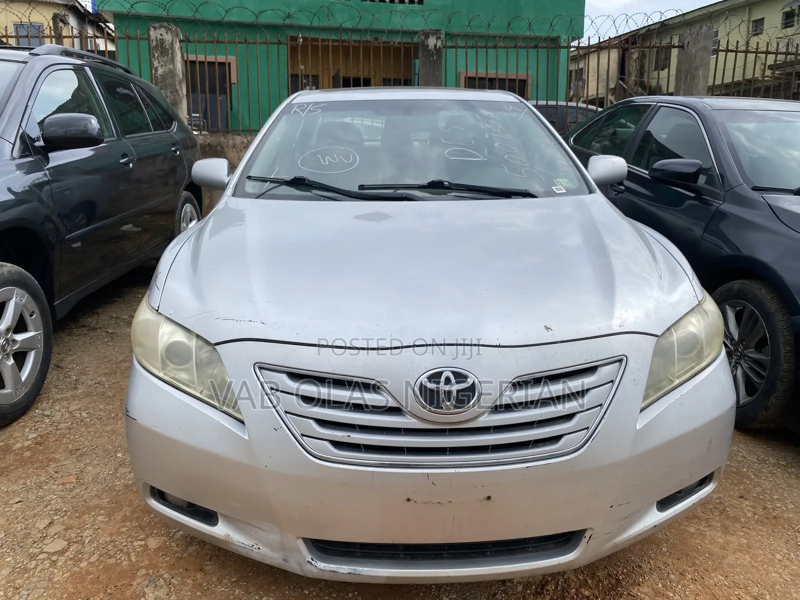 Toyota Camry XLE 4dr Sedan (2.4L 4cyl 5A) 2009 Silver
