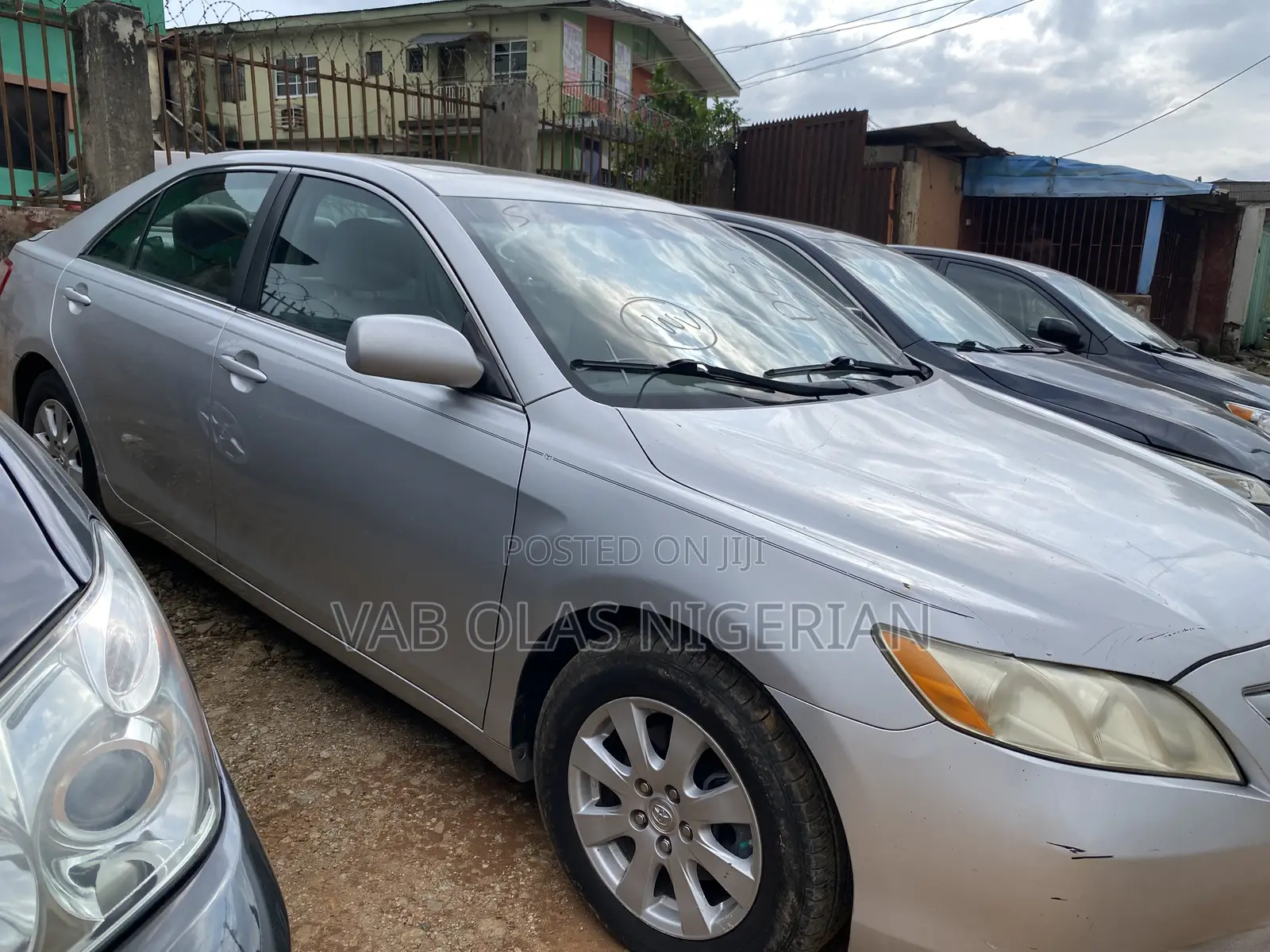 Toyota Camry XLE 4dr Sedan (2.4L 4cyl 5A) 2009 Silver