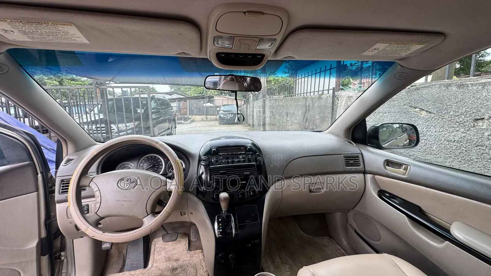 Toyota Sienna 2005 Gold