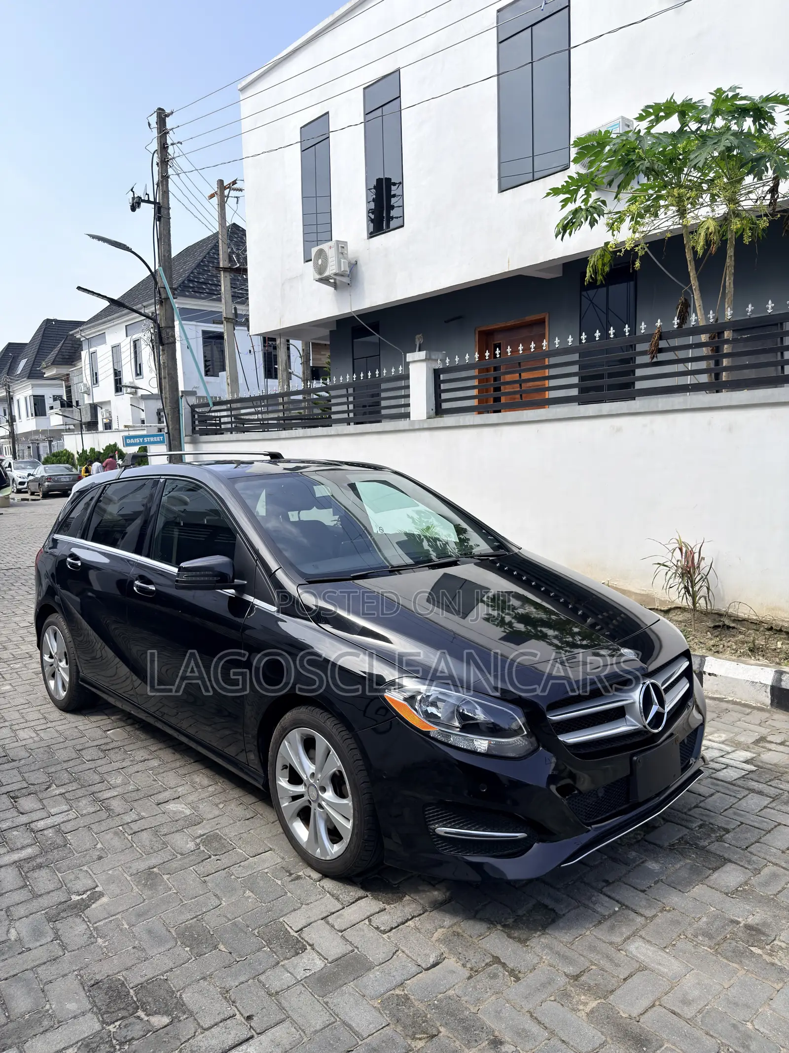 Mercedes-Benz B-Class B250 Petrol 2015 Black