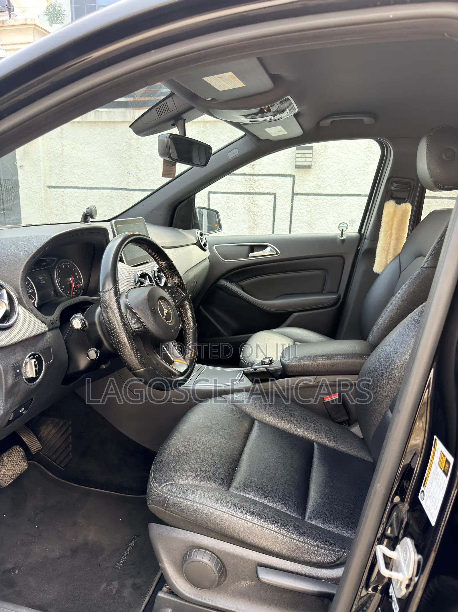 Mercedes-Benz B-Class B250 Petrol 2015 Black