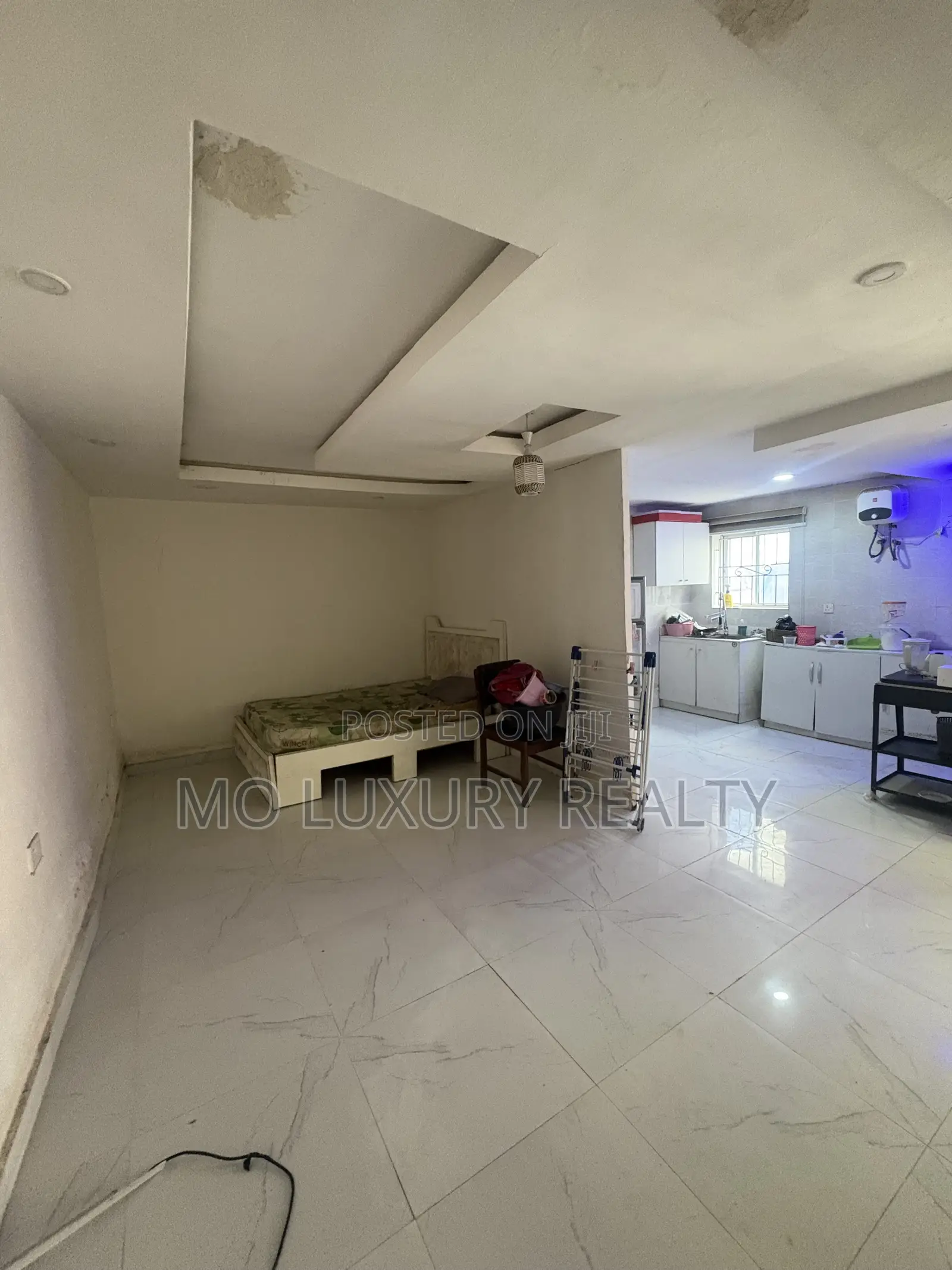 Studio Apartment in Ikate for rent