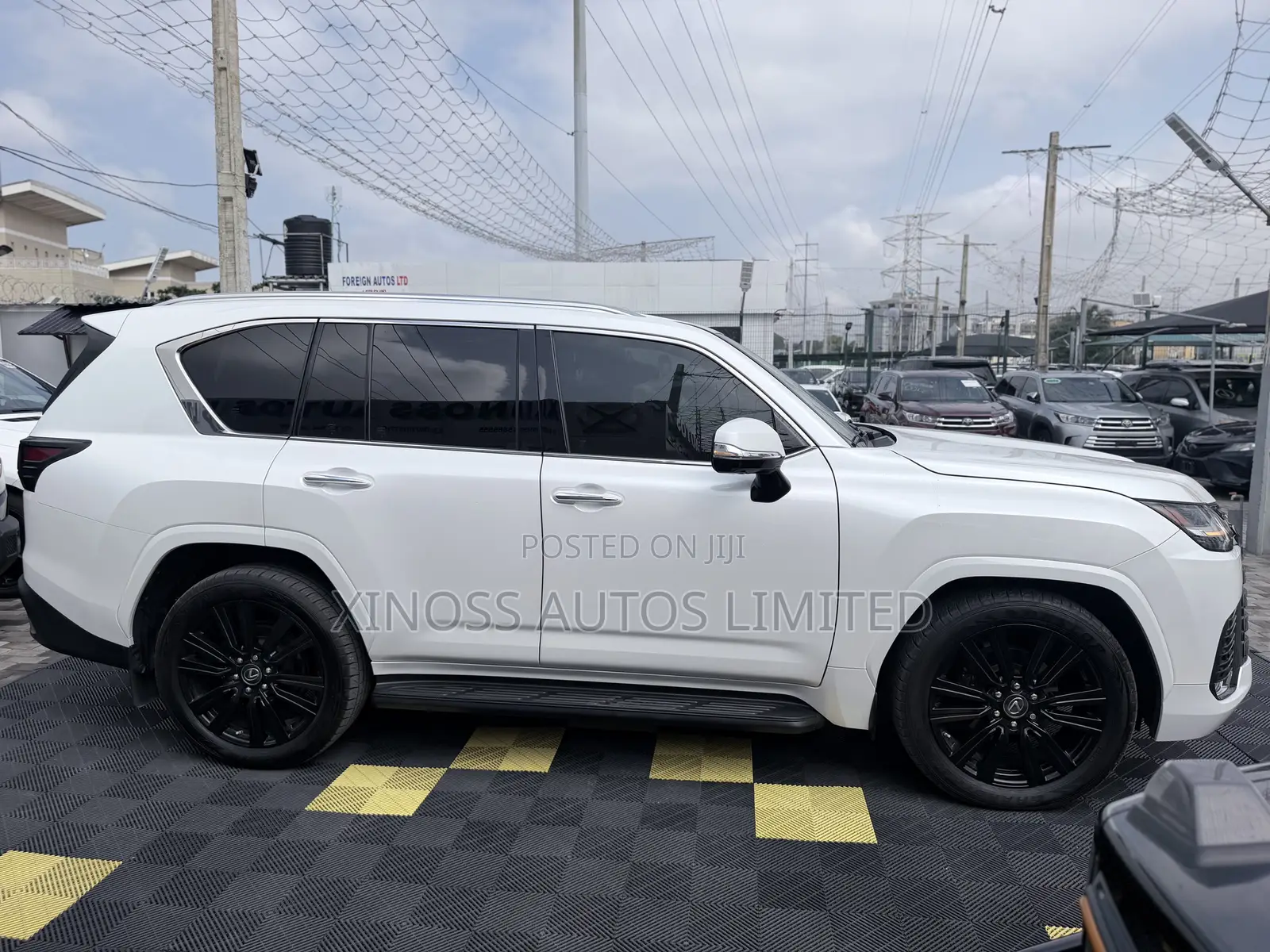 Lexus LX 600 2023 White