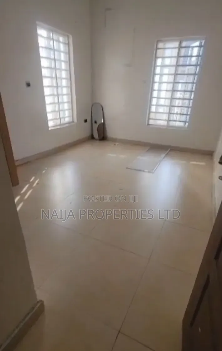 1bdrm Shared Apartment in Ologolo for rent