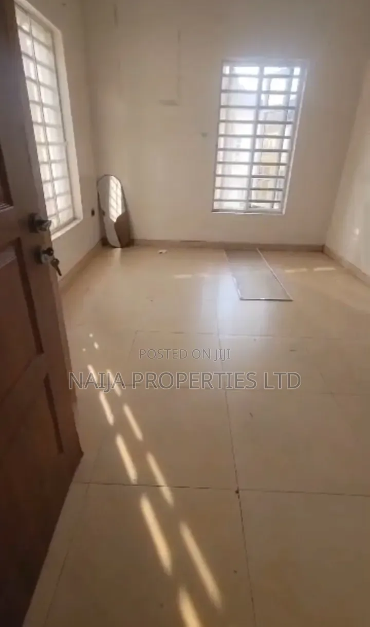 1bdrm Shared Apartment in Ologolo for rent
