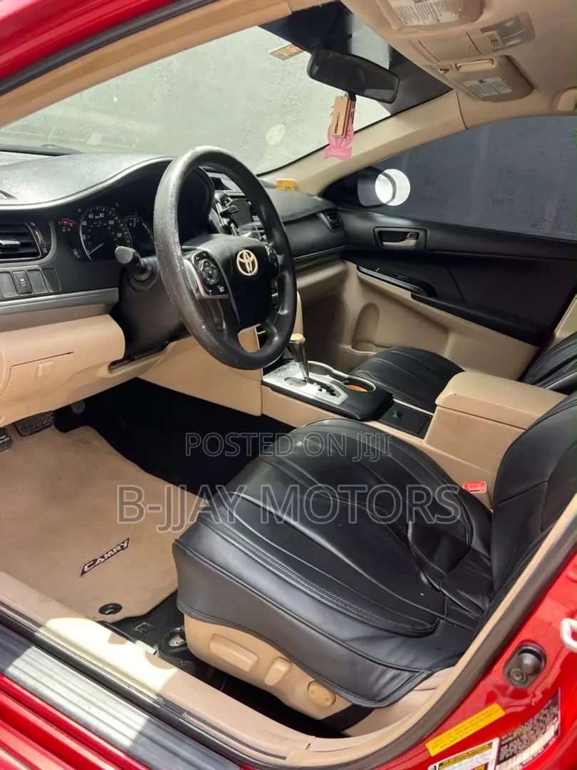 Toyota Camry LE 4dr Sedan (2.5L 4cyl 6A) 2013 Red