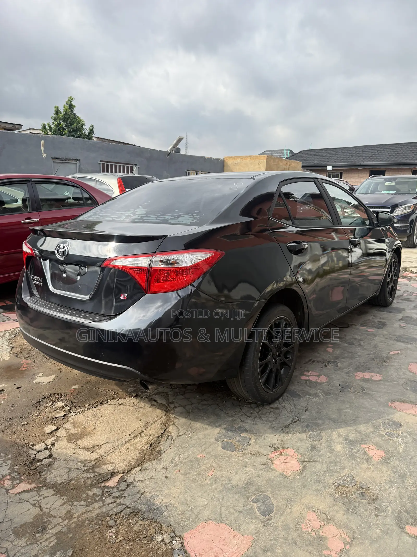 Toyota Corolla S 4dr Sedan (1.8L 4cyl CVT) 2016 Black