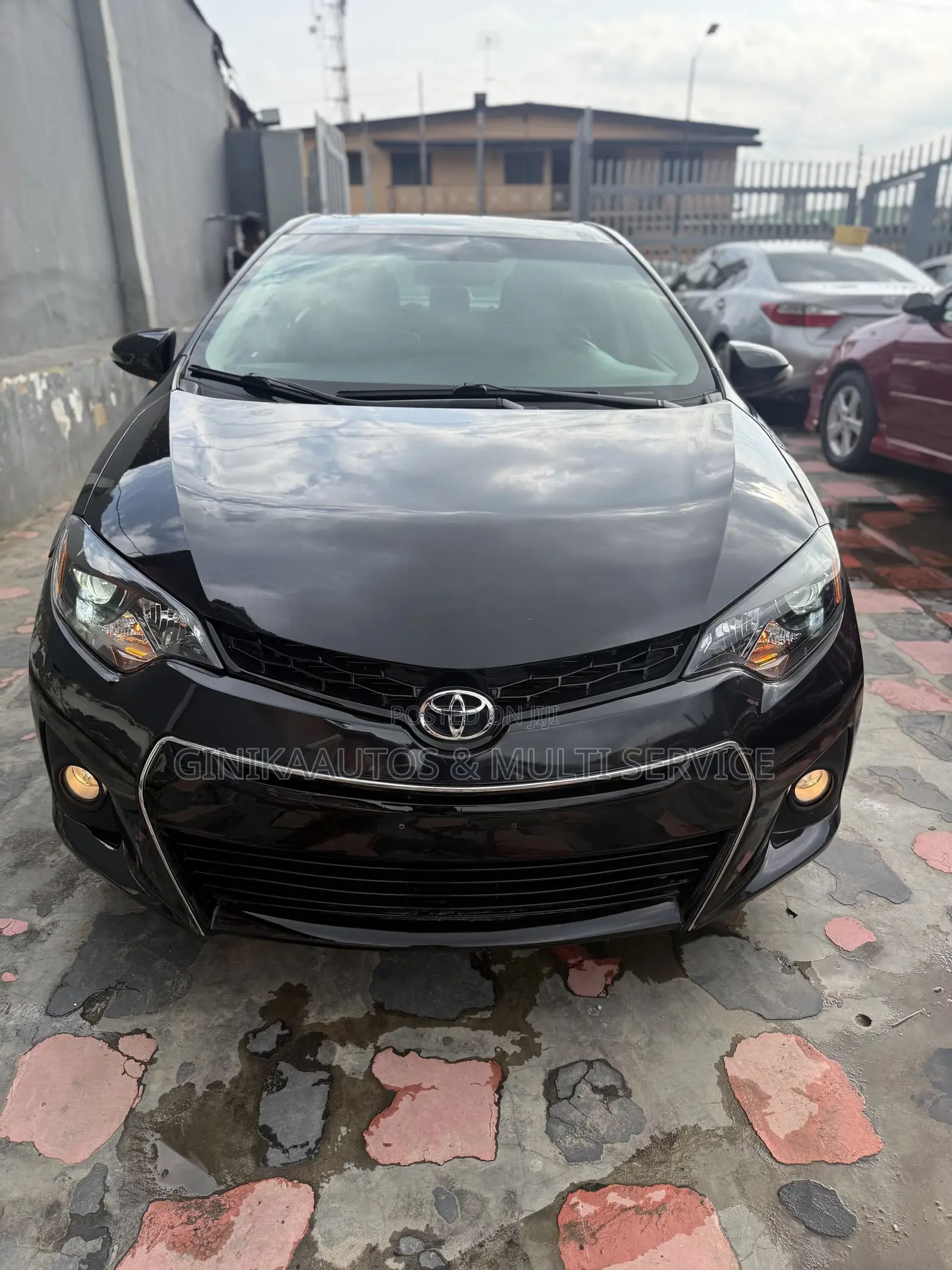 Toyota Corolla S 4dr Sedan (1.8L 4cyl CVT) 2016 Black