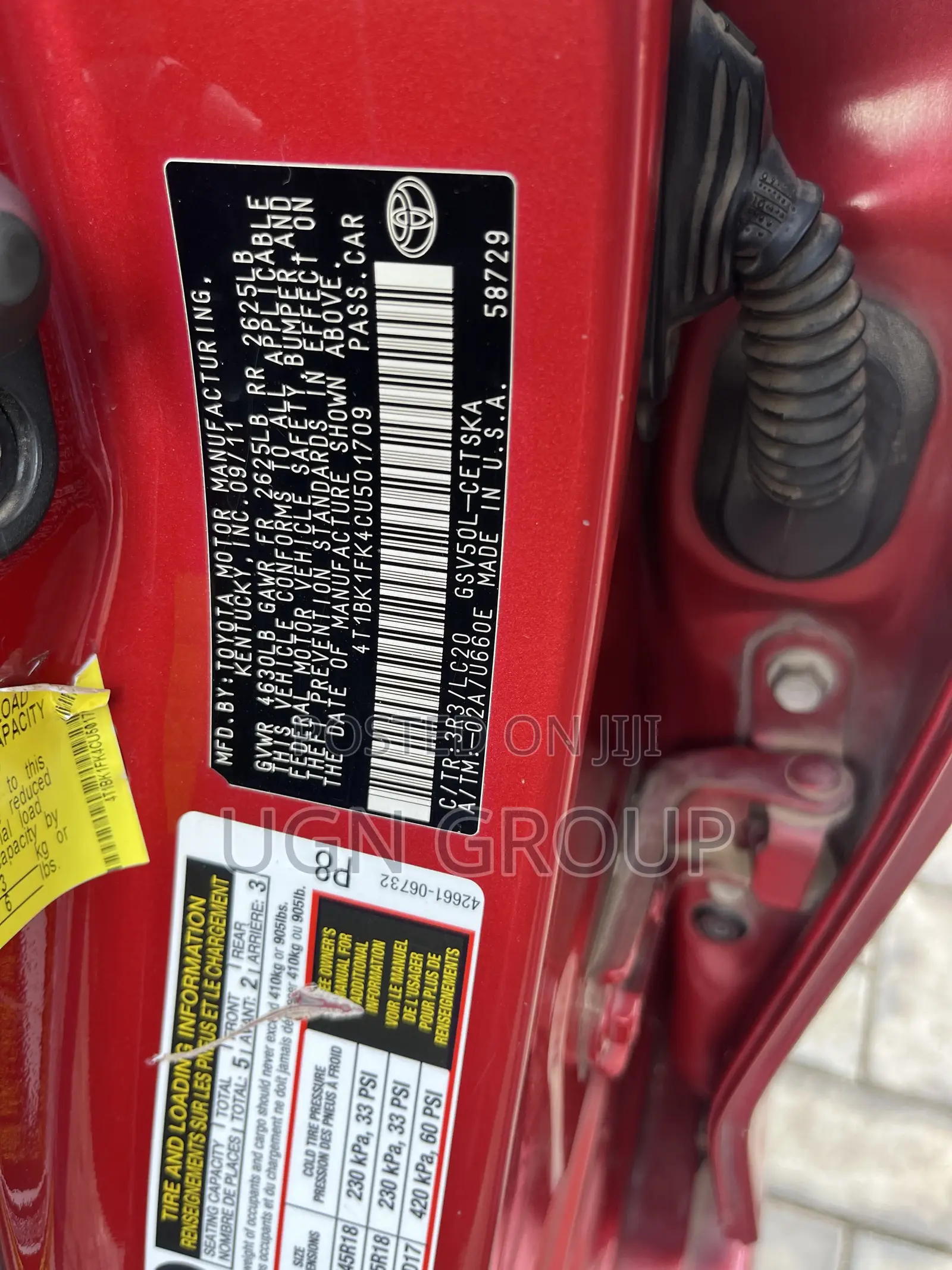 Toyota Camry Hybrid XLE 2012 Red