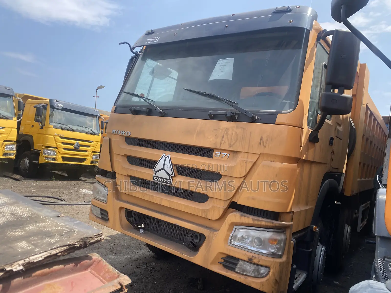 HOWO 371Hp Tipper 12tyres