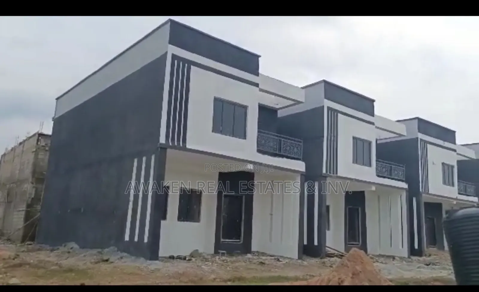4bdrm Townhouse/Terrace in Lugbe District for sale