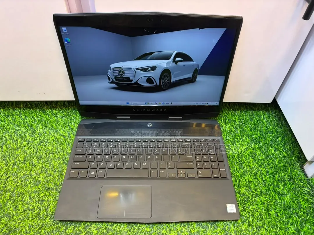 Laptop Alienware M15 16GB Intel Core i7 HDD+SSD 1T