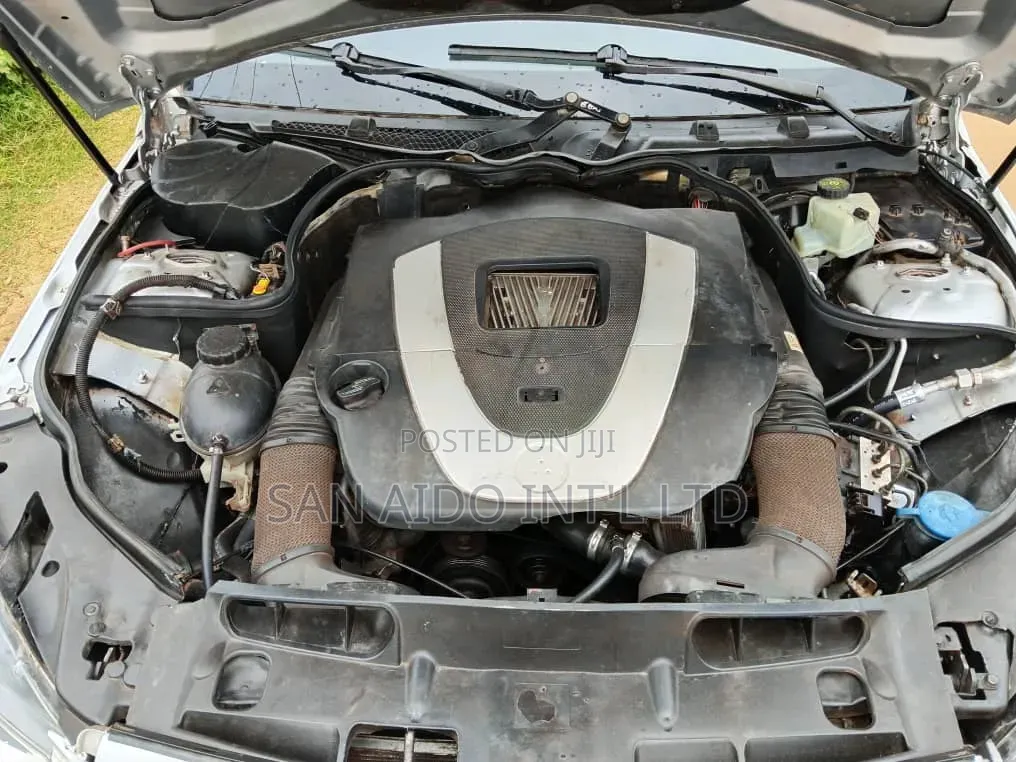 Mercedes-Benz C300 Luxury 4Matic Sedan AWD (3.0L 6cyl 7A) 2010 Silver