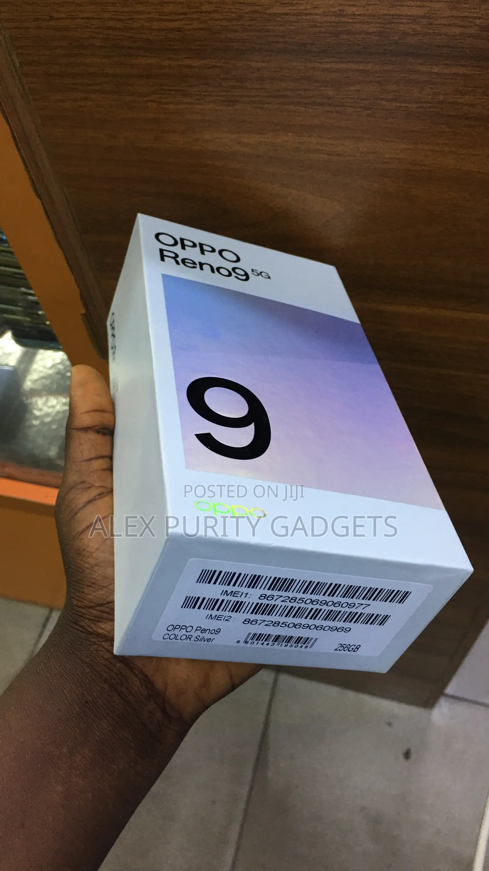 New Oppo Reno9 256 GB