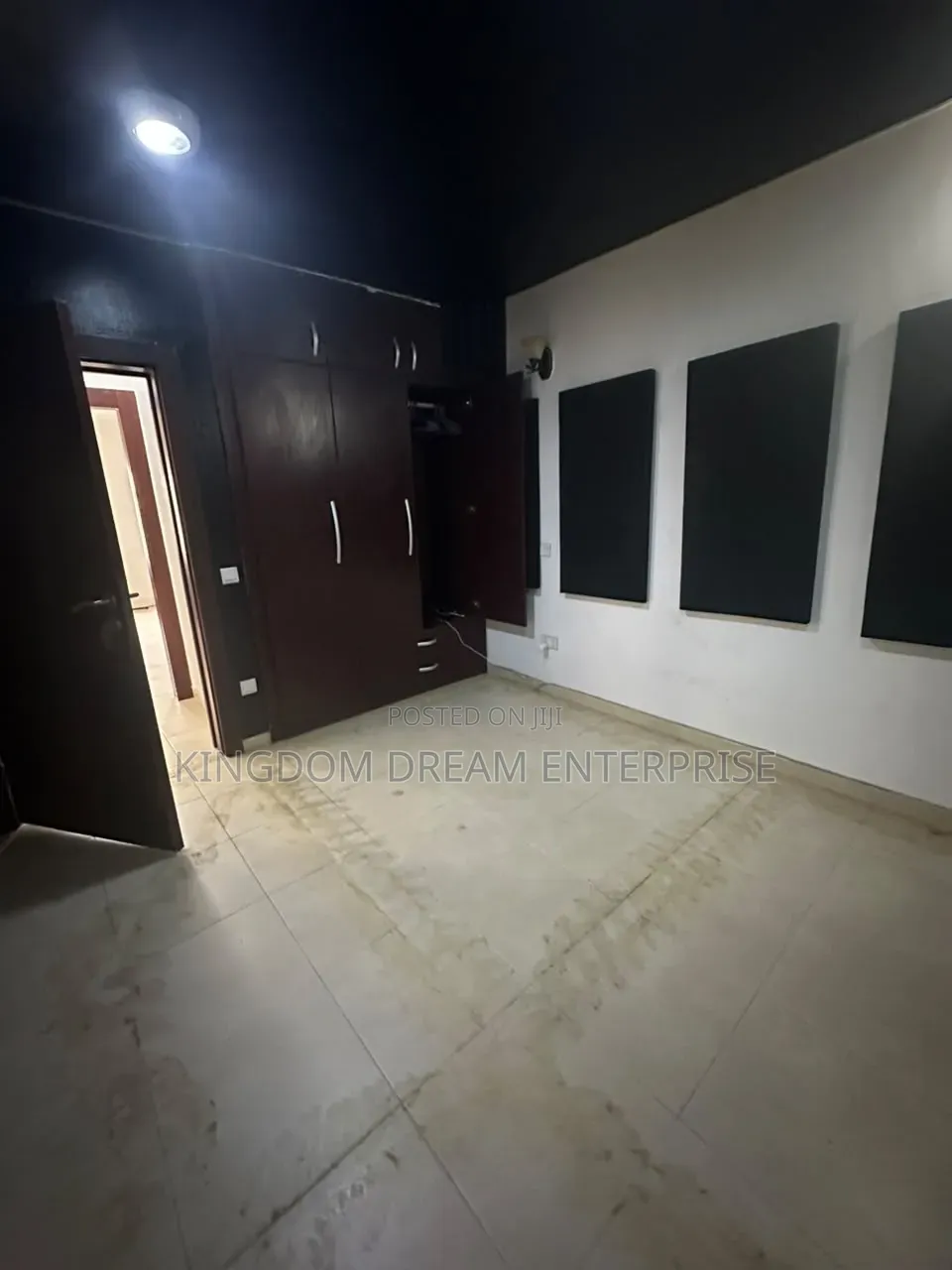 2bdrm Apartment in Osapa London Lekki for rent