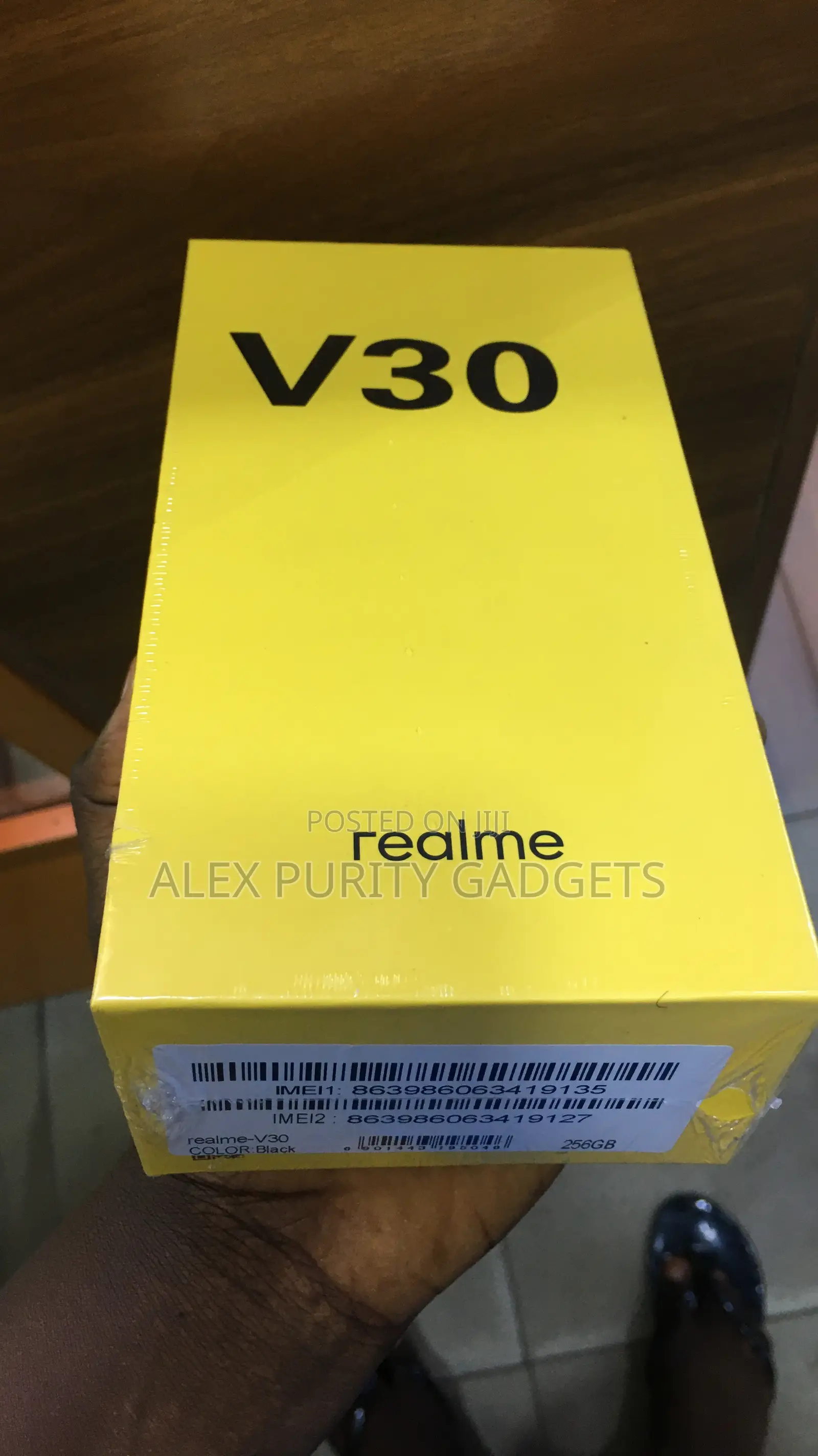 New Realme V30 128 GB