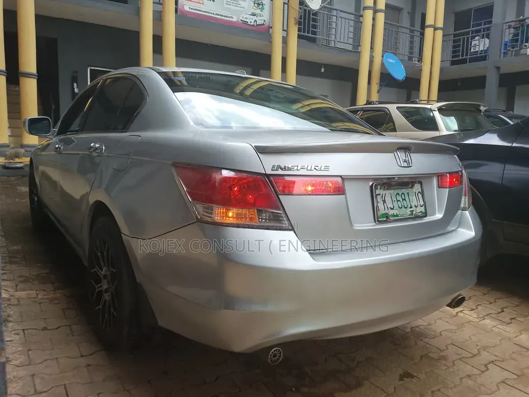 Honda Accord 2009 Silver