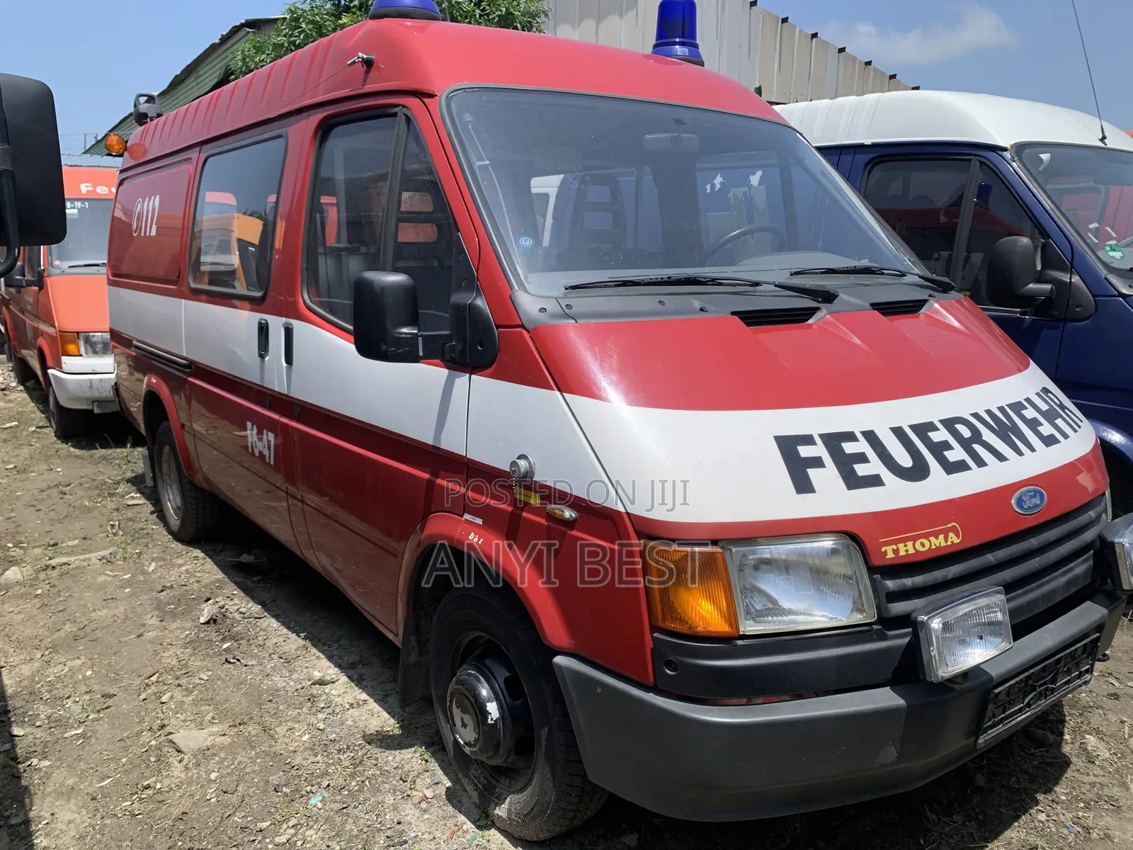 Ford F650 2002 Red
