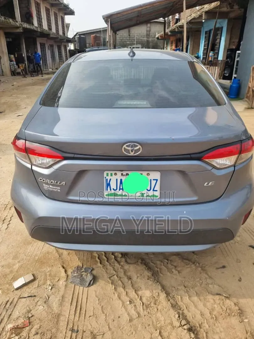 Toyota Corolla 2021 Gray