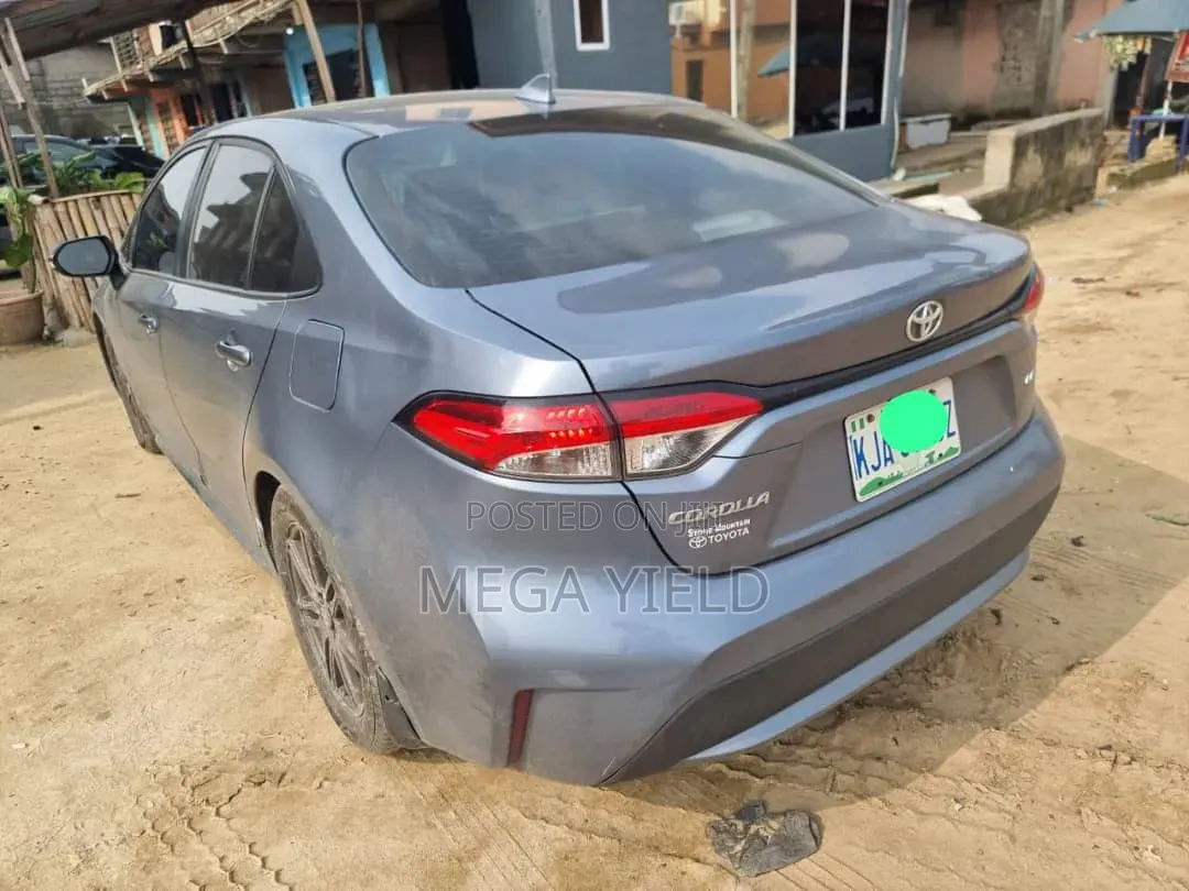 Toyota Corolla 2021 Gray