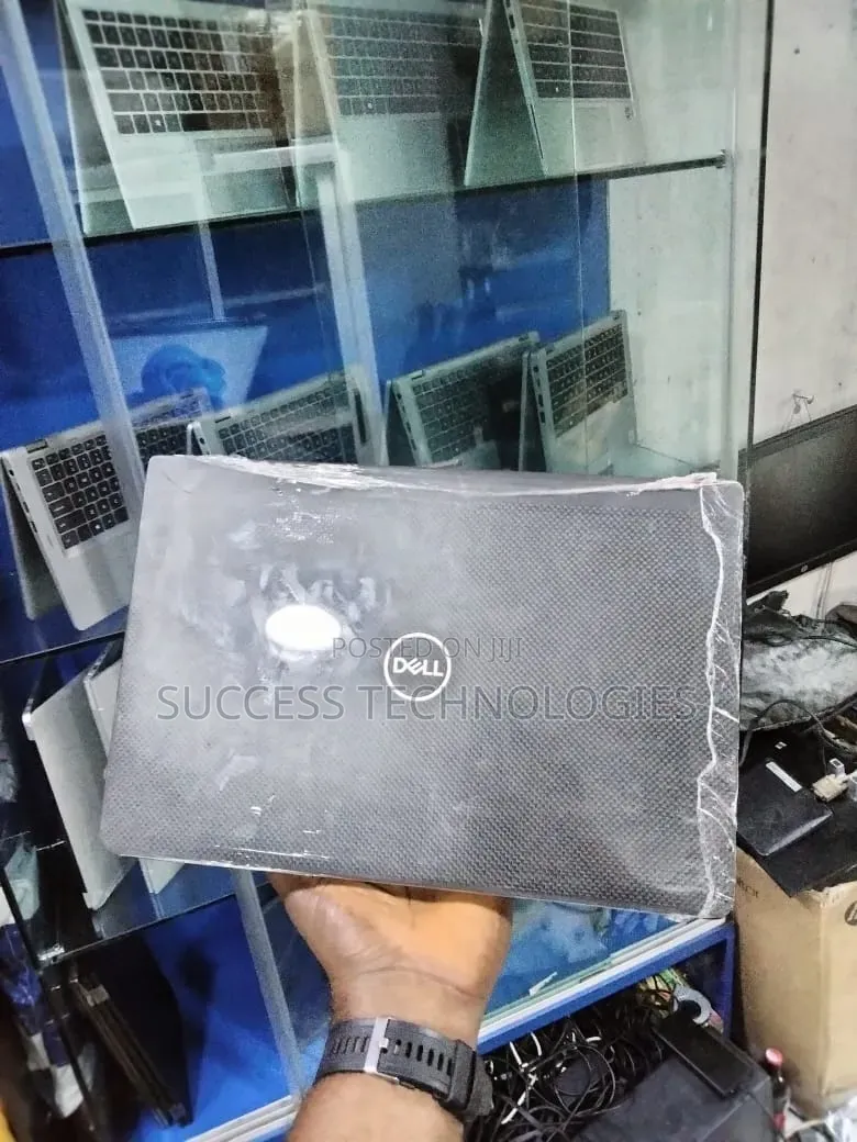 Laptop Dell Latitude 7400 8GB Intel Core i7 SSD 256GB
