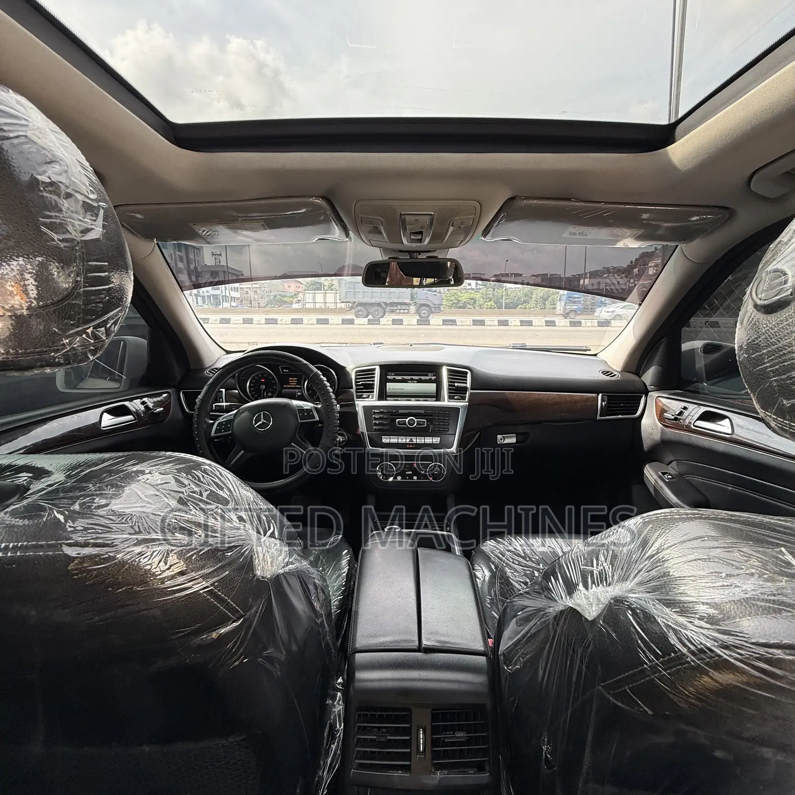 Mercedes-Benz M Class ML350 4MATIC 4dr SUV AWD (3.5L 6cyl 7A) 2014
