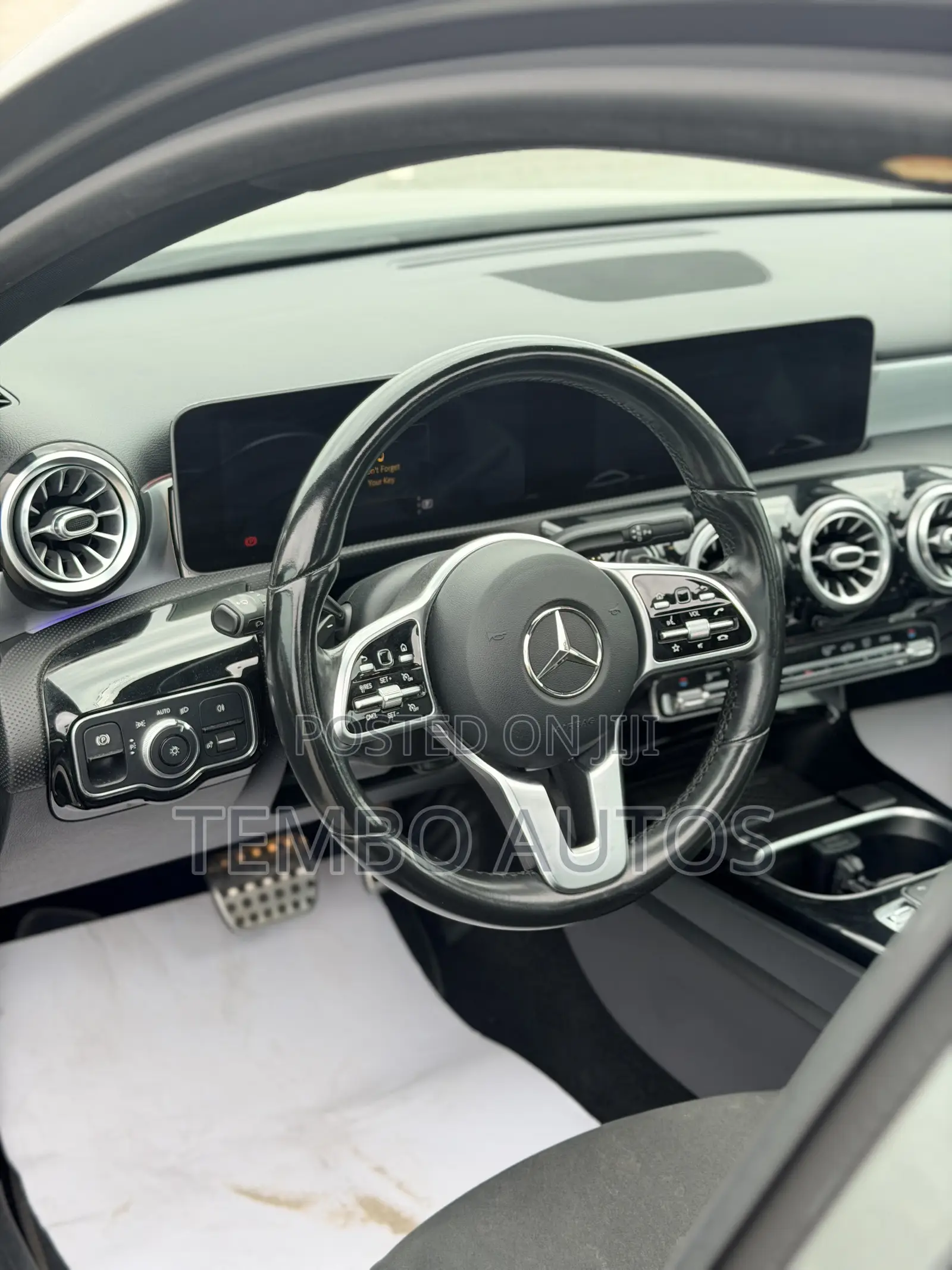 Mercedes-Benz A-Class Base A 220 AWD 4MATIC 2020 Gray