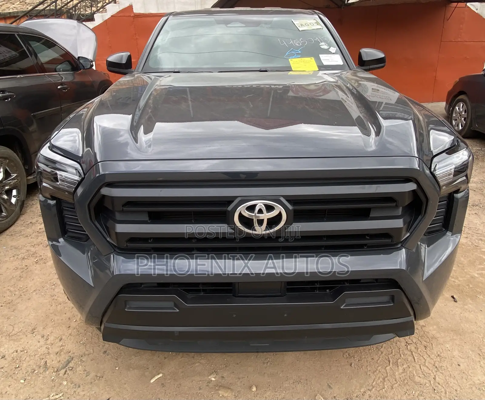 Toyota Tacoma SR Double Cab 4WD 5.0 ft. SB (Automatic) 2025 Gray
